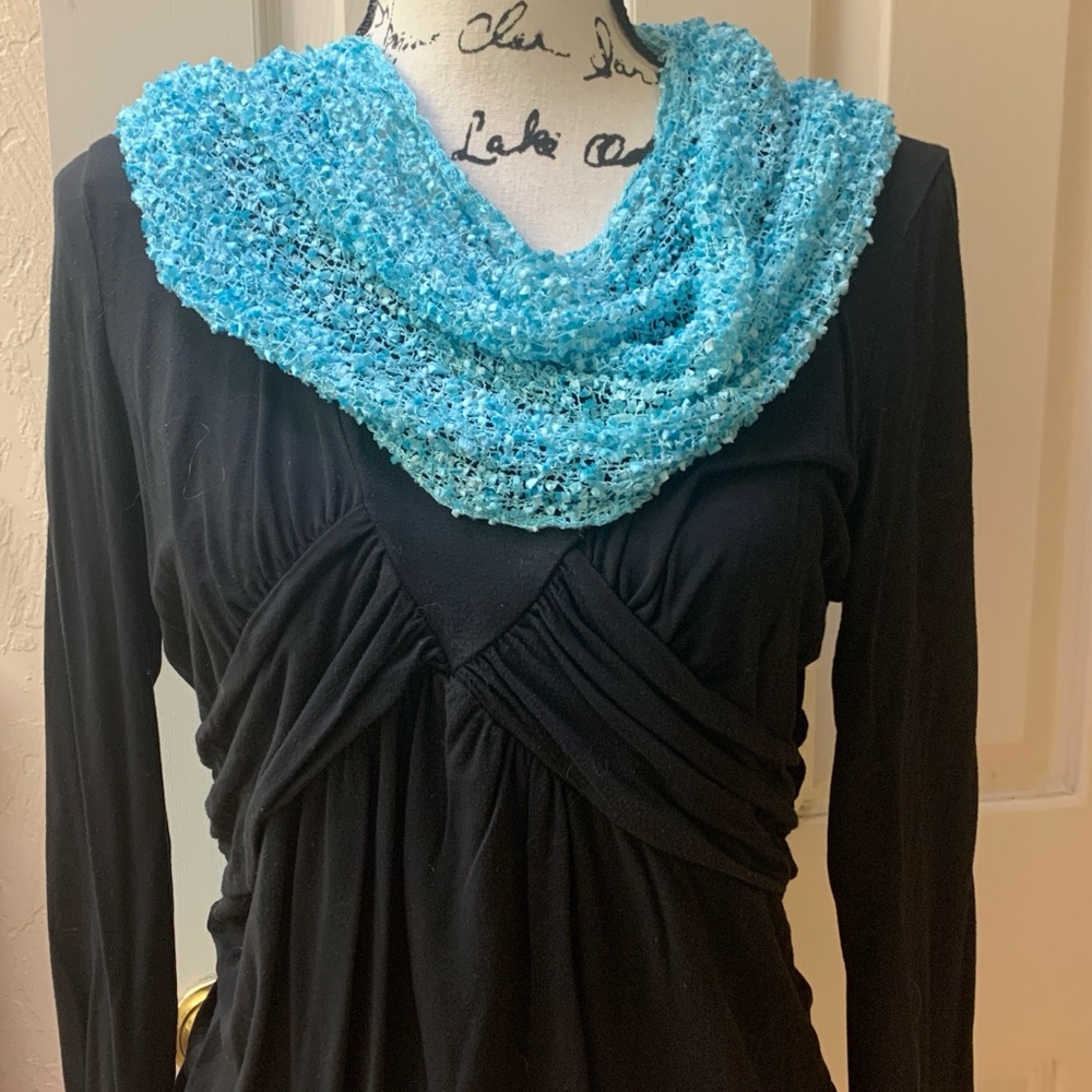 Cheppu Turquoise Textured Scarf - Picture 1 of 8